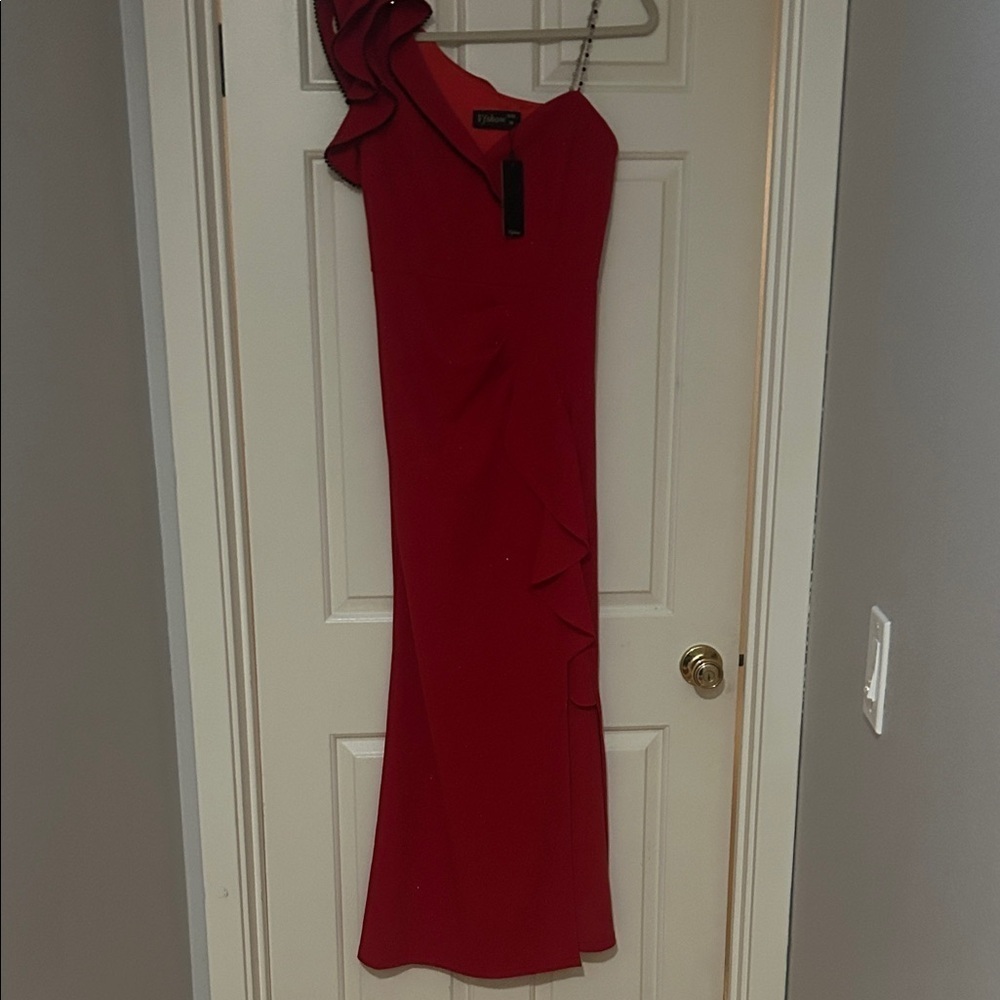 Chic One-Shoulder Red Dress